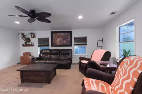 5871 S Highway 305, Hernando, MS 38632