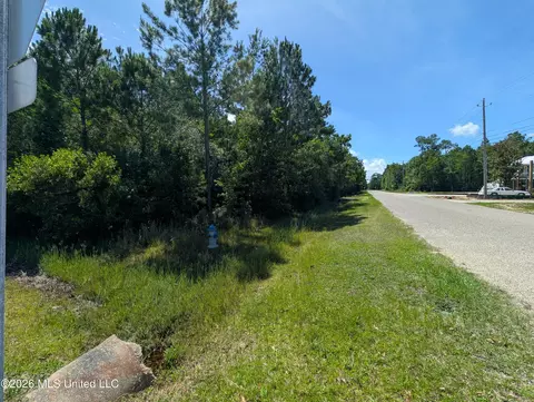 2332 Airport Dr, Diamondhead, MS 39525 photo 15