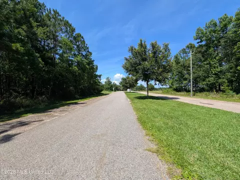 2332 Airport Dr, Diamondhead, MS 39525 photo 13