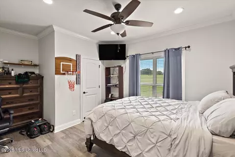 Bedroom - 140 Winchester Dr, Flora, MS 39071 photo 6 of 6