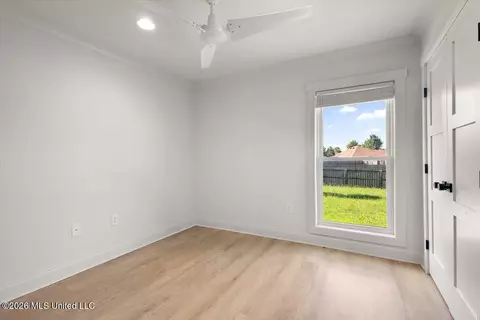 Bedroom - 405 Mason Ct, Brandon, MS 39047 photo 3 of 5