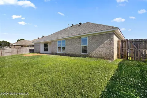 Exterior - 405 Mason Ct, Brandon, MS 39047 photo 7 of 10