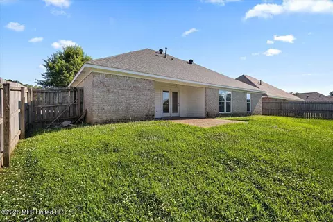 Exterior - 405 Mason Ct, Brandon, MS 39047 photo 6 of 10