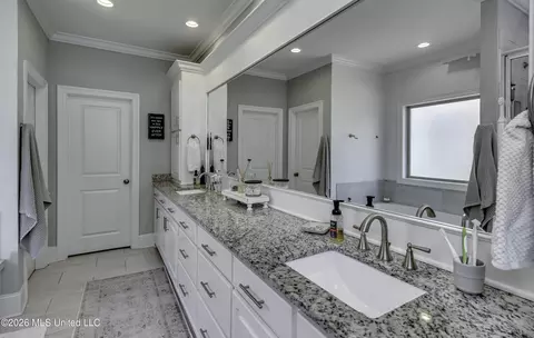 Bath - 403 Crossvine Pl, Madison, MS 39110 photo 2 of 7