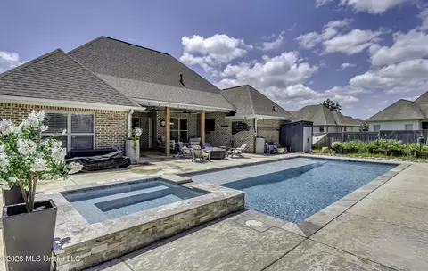 Exterior - 403 Crossvine Pl, Madison, MS 39110 photo 3 of 19
