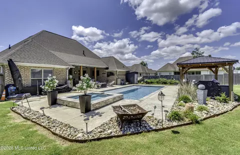 Exterior - 403 Crossvine Pl, Madison, MS 39110 photo 10 of 19