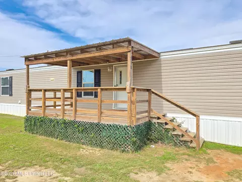 108 Ethans Trl, Lucedale, MS 39452 photo 3