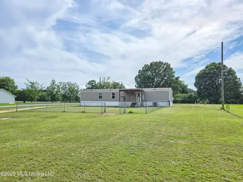 108 Ethans Trl, Lucedale, MS 39452 photo 2