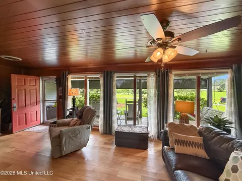 Exterior - 4776 Terry Rd, Jackson, MS 39212 photo 4 of 16