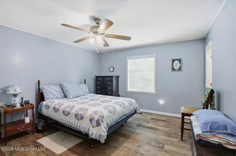 Bedroom - 118 Pine Ridge Rd, Florence, MS 39073 photo 3 of 4