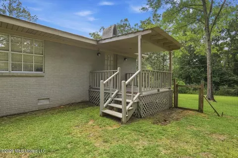 Exterior - 118 Pine Ridge Rd, Florence, MS 39073 photo 9 of 12