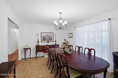Dining - 118 Pine Ridge Rd, Florence, MS 39073 photo 2 of 3