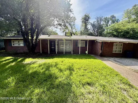 1414 Shelby Dr, Clarksdale, MS 38614