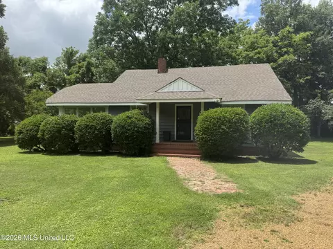4095 Oakhurst Stovall Rd, Clarksdale, MS 38614