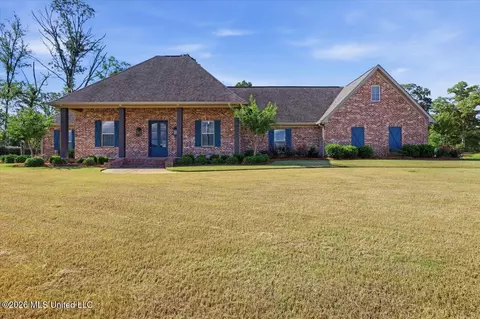 318 Longwood Ct, Pearl, MS 39208