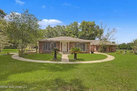 16066 Landon Rd, Gulfport, MS 39503