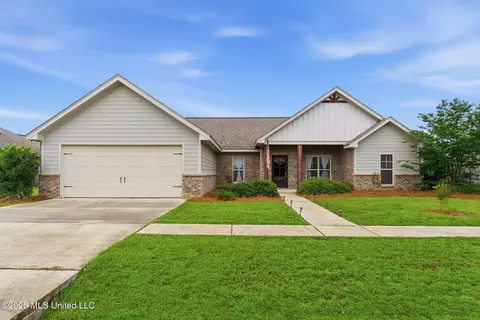 34 Castlewoods Way, Petal, MS 39465