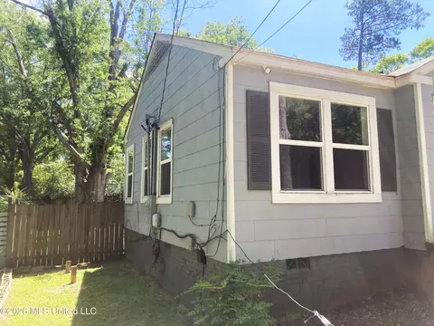 567 Robinhood Rd, Jackson, MS 39206 photo 4