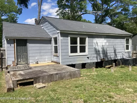 567 Robinhood Rd, Jackson, MS 39206 photo 2