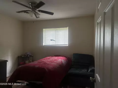 Bedroom - 3025 Meadow Forest Dr, Jackson, MS 39212 photo 4 of 6