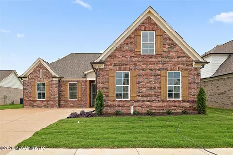 859 Coahoma Ct, Nesbit, MS 38651