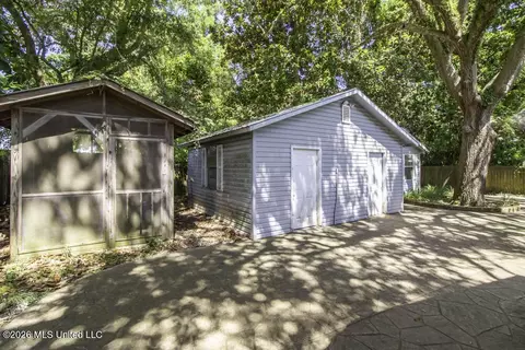 Exterior - 127 Dearman Ave, Long Beach, MS 39560 photo 5 of 8