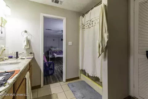 Bath - 127 Dearman Ave, Long Beach, MS 39560 photo 3 of 3