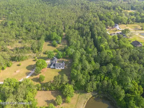 6720 Country Pines Ln, Vancleave, MS 39565