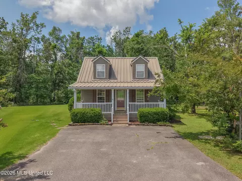 19 Frank #290, Iuka, MS 38852
