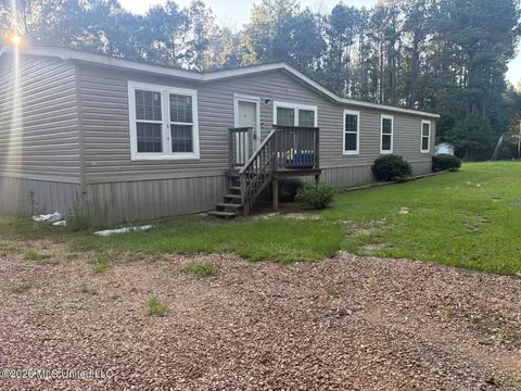 1612 Shelby Ln, Bogue Chitto, MS 39629