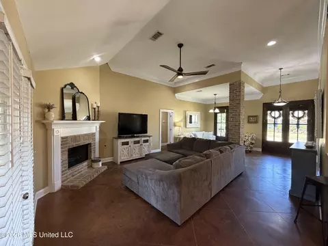 Other - 285 Lighthouse Ln, Brandon, MS 39047 photo 2 of 4