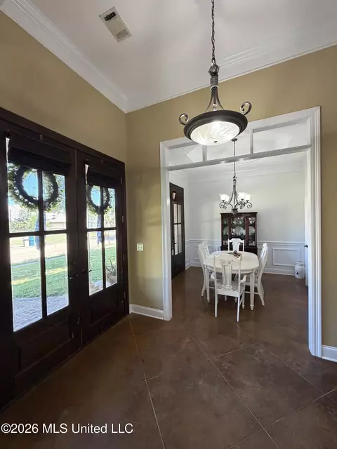 Entry Way - 285 Lighthouse Ln, Brandon, MS 39047 photo 1 of 5