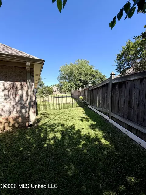 Exterior - 285 Lighthouse Ln, Brandon, MS 39047 photo 6 of 6