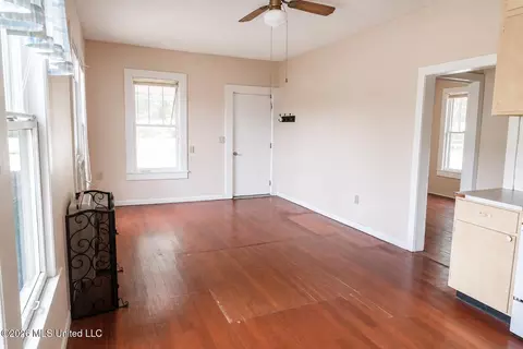 Living - 2021 Berthadale Rd, Mccomb, MS 39648 photo 1 of 1