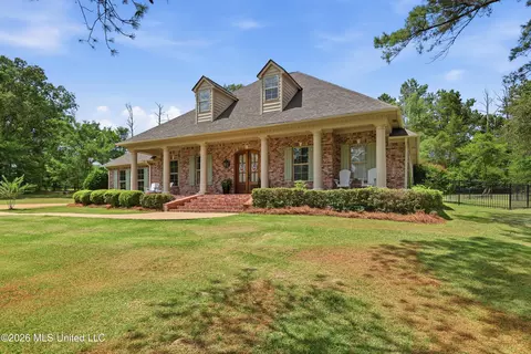 Exterior - 5570 Williamson Rd, Clinton, MS 39056 photo 3 of 11