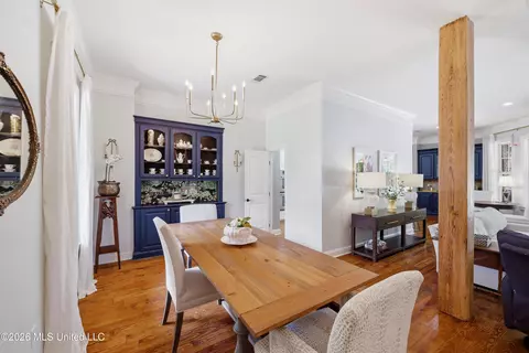 Dining - 5570 Williamson Rd, Clinton, MS 39056 photo 3 of 3