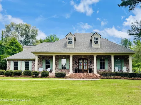 5570 Williamson Rd, Clinton, MS 39056