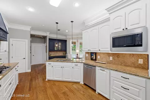 Kitchen - 5570 Williamson Rd, Clinton, MS 39056 photo 1 of 1
