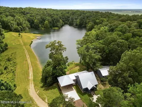 1527 Oneil Creek Rd, Yazoo City, MS 39194