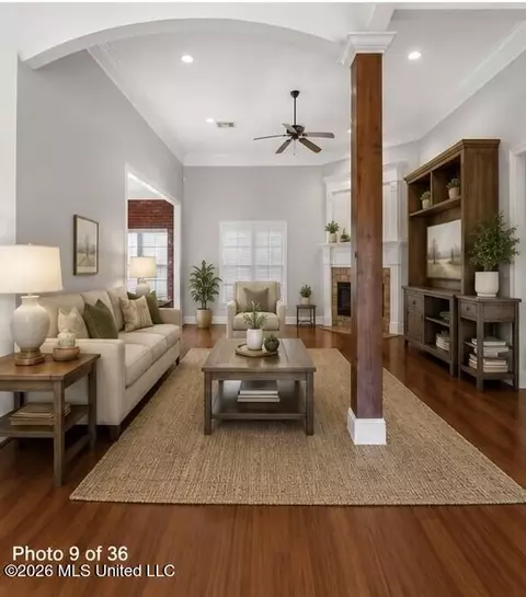 Living - 308 Turtle Holw, Brandon, MS 39047 photo 3 of 5