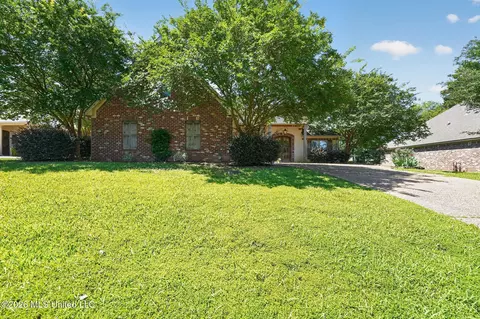 308 Turtle Holw, Brandon, MS 39047