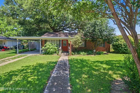2187 Collins Blvd, Gulfport, MS 39507