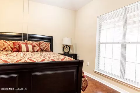 Bedroom - 5890 Hanging Moss Rd, Jackson, MS 39206 photo 3 of 8