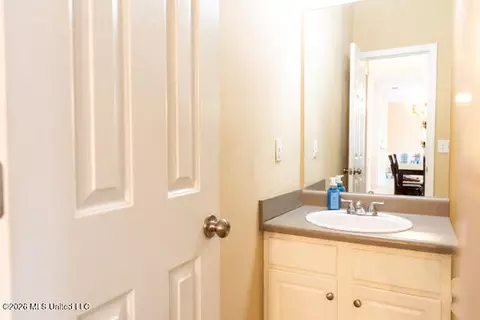 Bath - 5890 Hanging Moss Rd, Jackson, MS 39206 photo 3 of 6