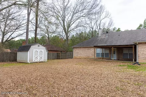Exterior - 5890 Hanging Moss Rd, Jackson, MS 39206 photo 6 of 7