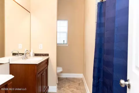 Bath - 5890 Hanging Moss Rd, Jackson, MS 39206 photo 5 of 6