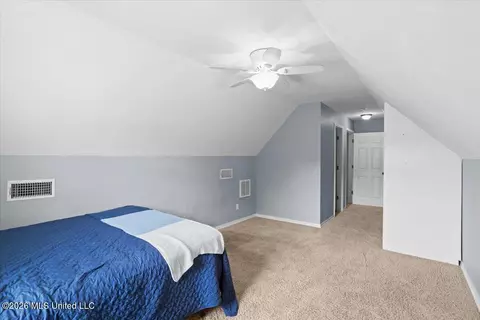 Bedroom - 1011 Rolling Oaks Dr, Mccomb, MS 39648 photo 13 of 13