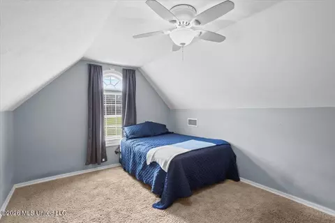 Bedroom - 1011 Rolling Oaks Dr, Mccomb, MS 39648 photo 12 of 13
