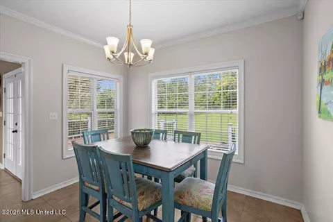 Dining - 1011 Rolling Oaks Dr, Mccomb, MS 39648 photo 3 of 3