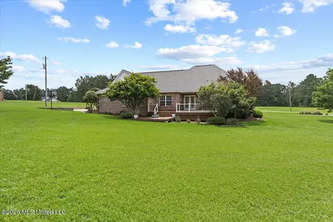 Exterior - 1011 Rolling Oaks Dr, Mccomb, MS 39648 photo 10 of 10